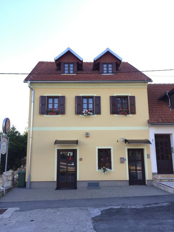 Apartments Petra Slunj Exteriér fotografie